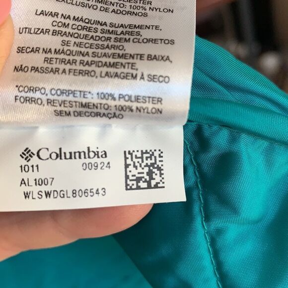 Columbia Quilted/Fleece Vest Size L - Picture 9 of 12